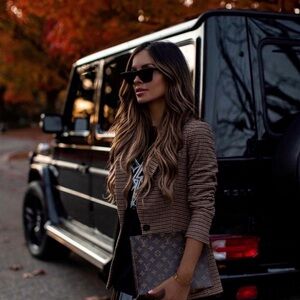 re:named Houndstooth Blazer in Beige and Brown